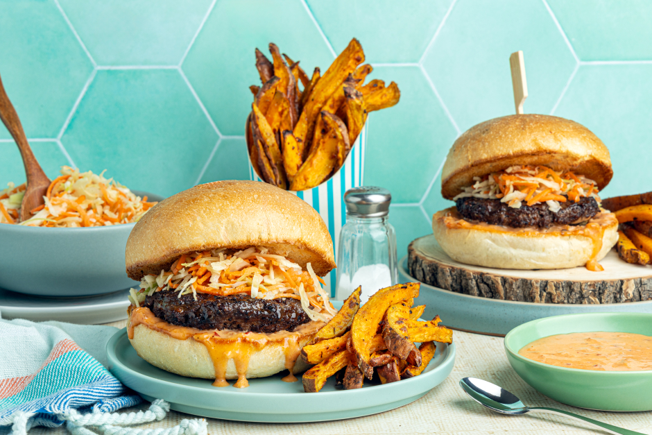 Juicy Beef Burgers with Pineapple Chili Mayo