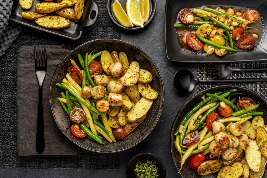 L’Artisan: Pétoncles poêlés et vinaigrette amandine tiède