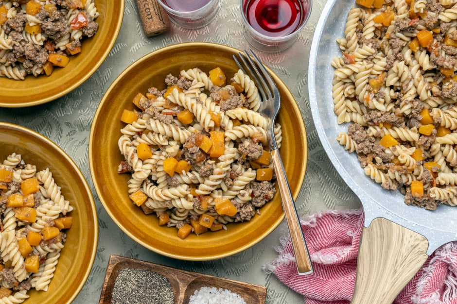 Ground Beef Pesto Rosso Fusilli