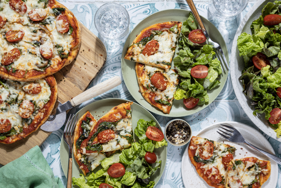 Pains plats fromagés aux légumes