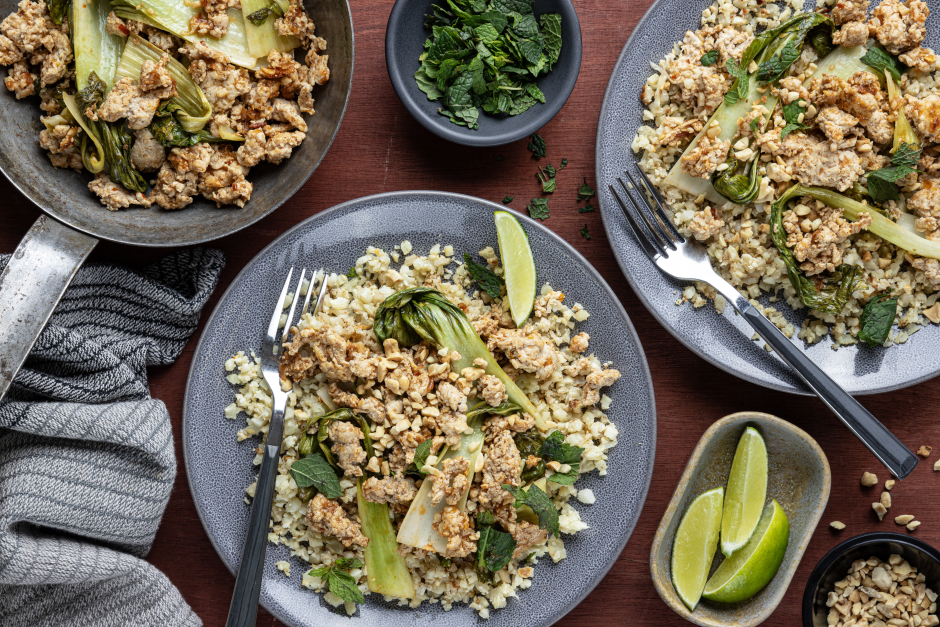 Paleo: Quick Spicy Ground Pork, Veg & Peanut Stir-Fry