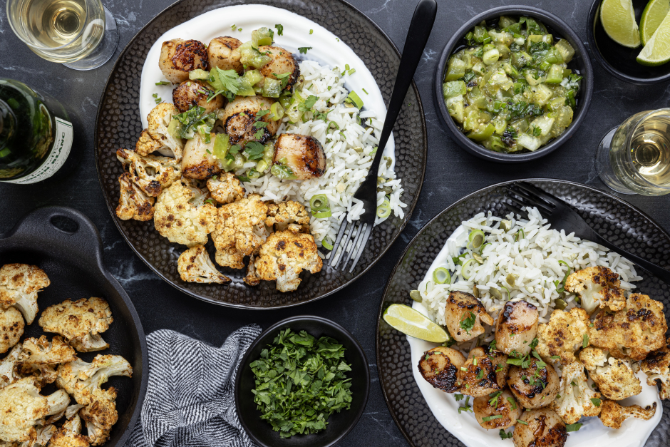 Pétoncles poêlés avec salsa verde de tomatillos fraîches